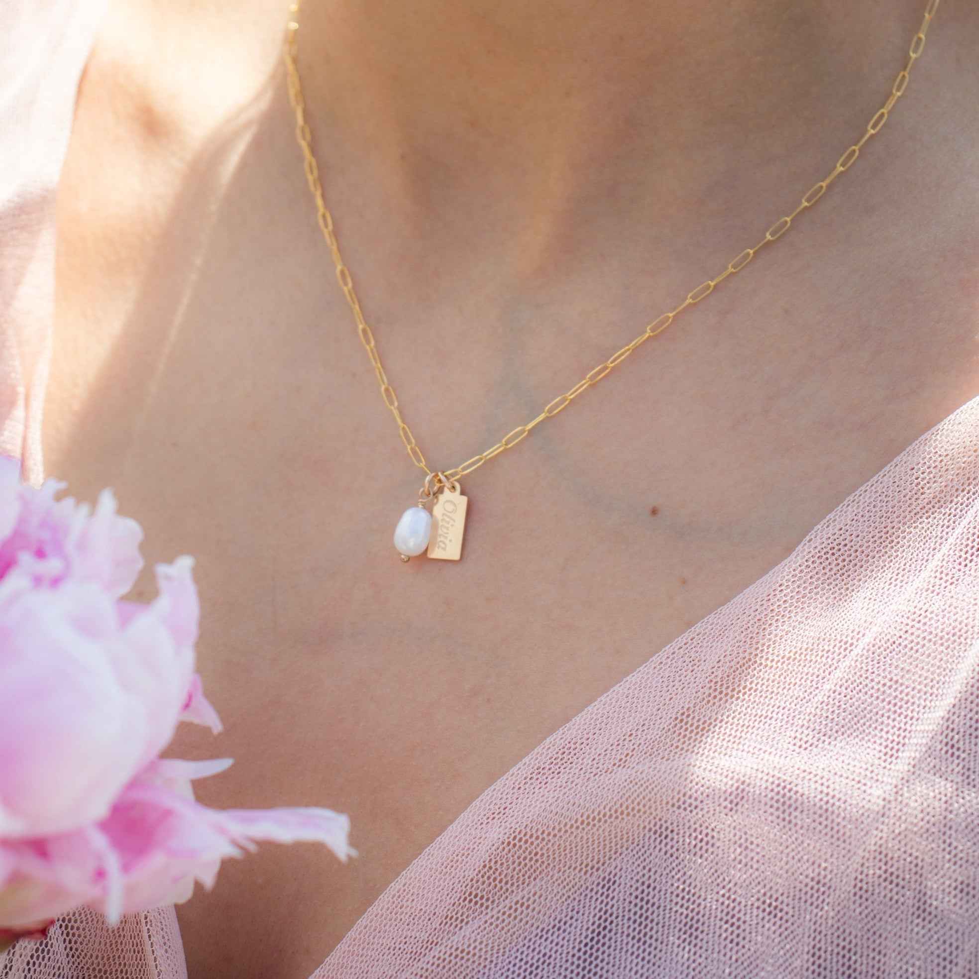 Personalized Pearl Necklace – Elegant Custom Jewelry - CustomLove