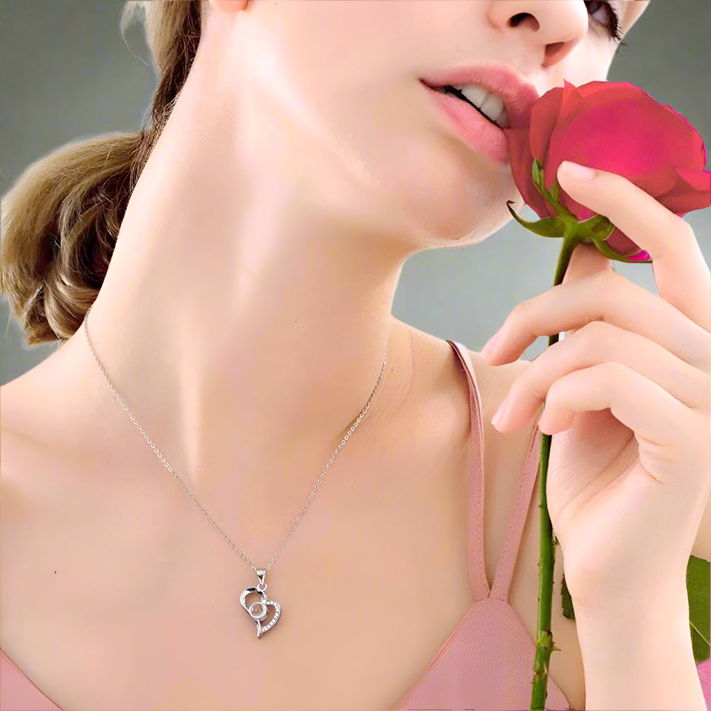 Full Rose Box with Heart Necklace – Elegant & Romantic Gift