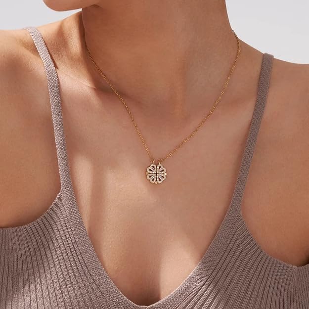 Lucky Clover Necklace for Daughter – Elegant & Meaningful Gift