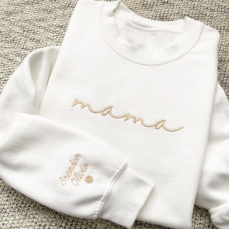 Personalized Sweatshirt Embroidered Gift for Dear Mom