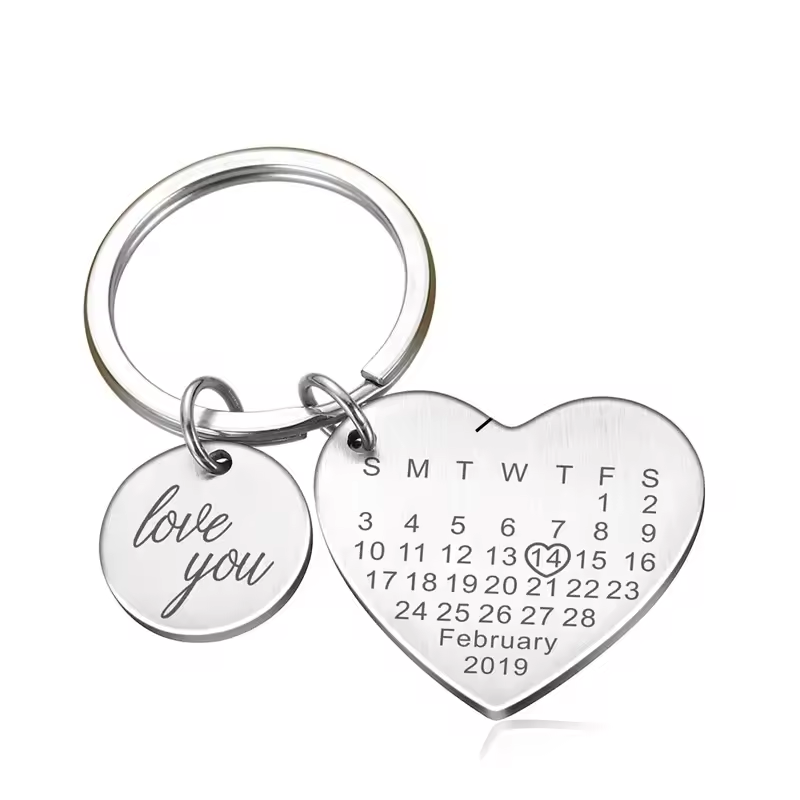 Custom Date Keychain – Romantic Gift for Him & Her