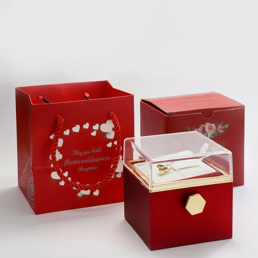 Luxury velvet rose jewelry box